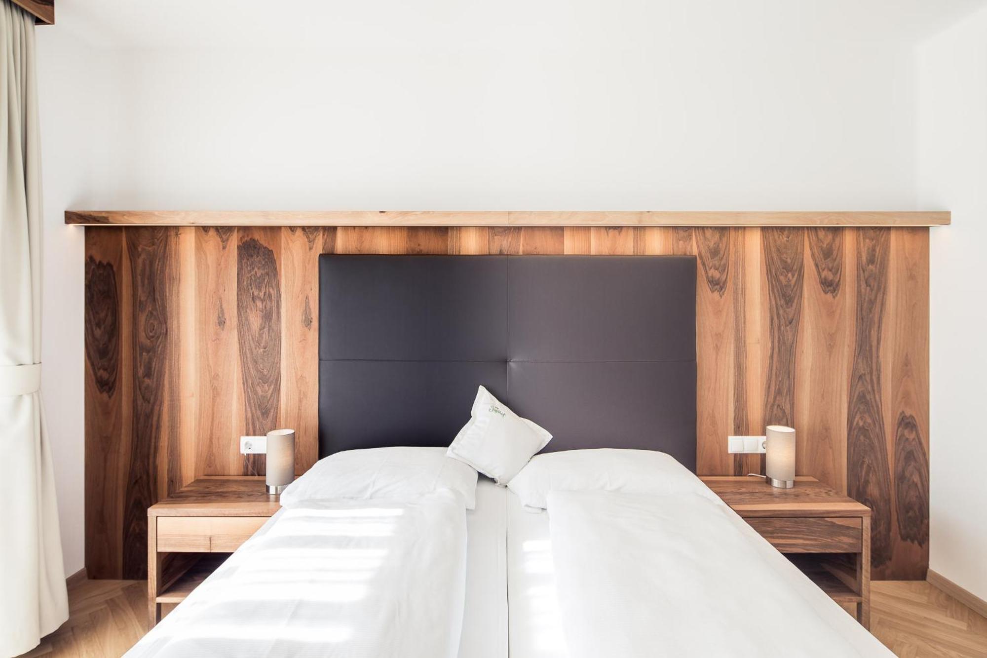 Romantik Hotel Jagdhof Caldaro Eksteriør bilde