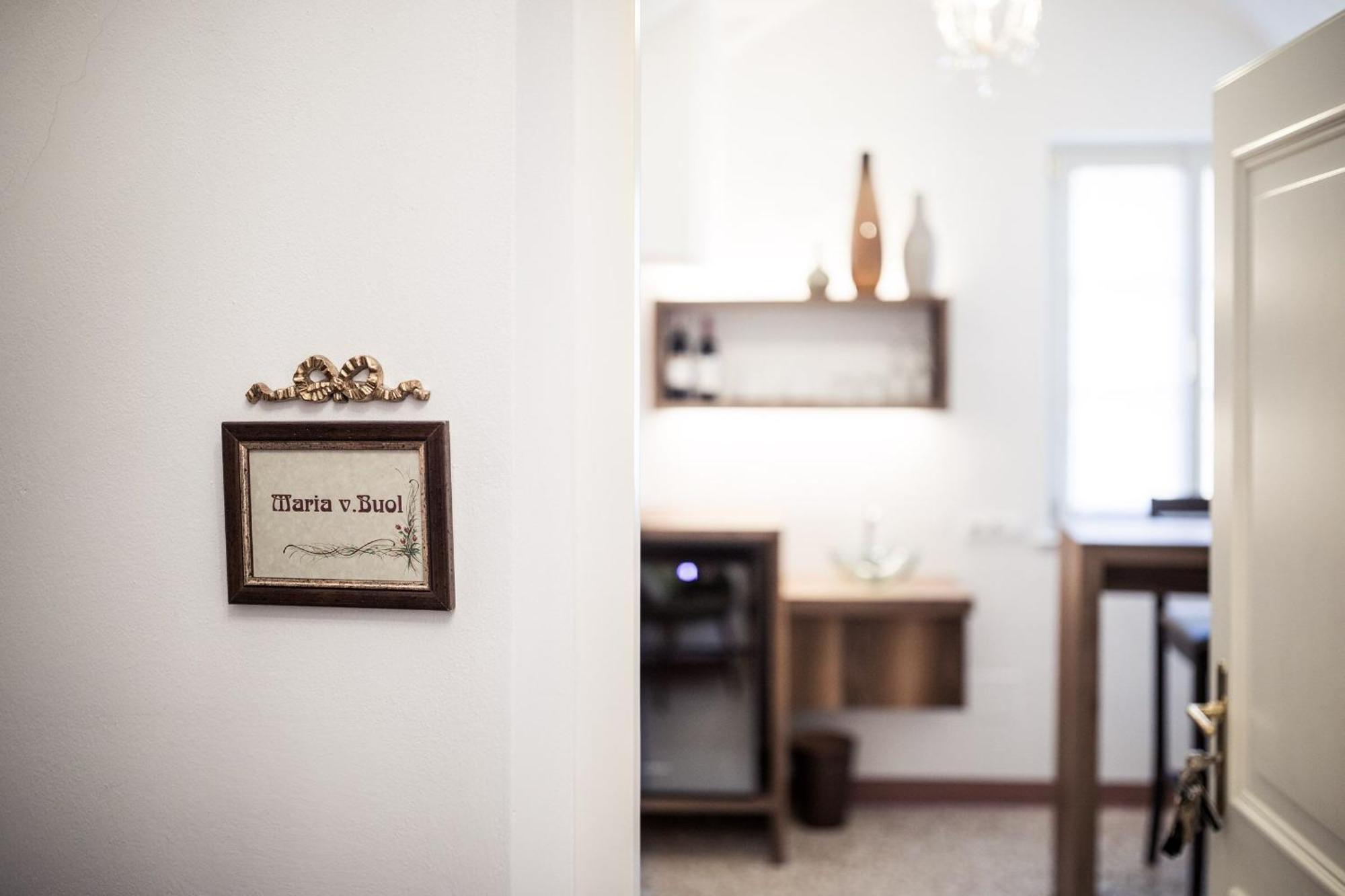 Romantik Hotel Jagdhof Caldaro Eksteriør bilde