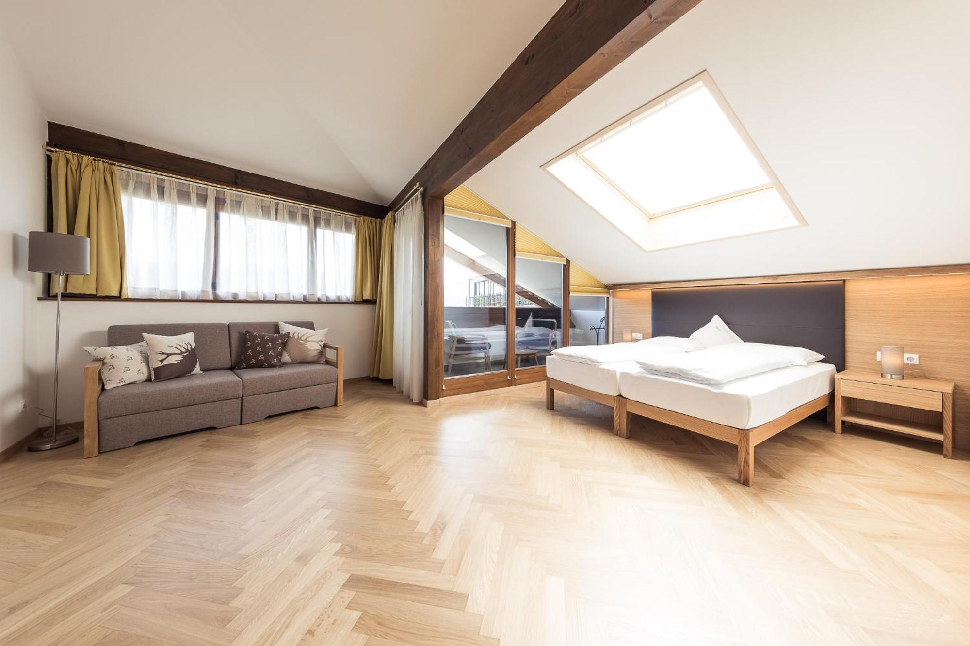 Romantik Hotel Jagdhof Caldaro Eksteriør bilde