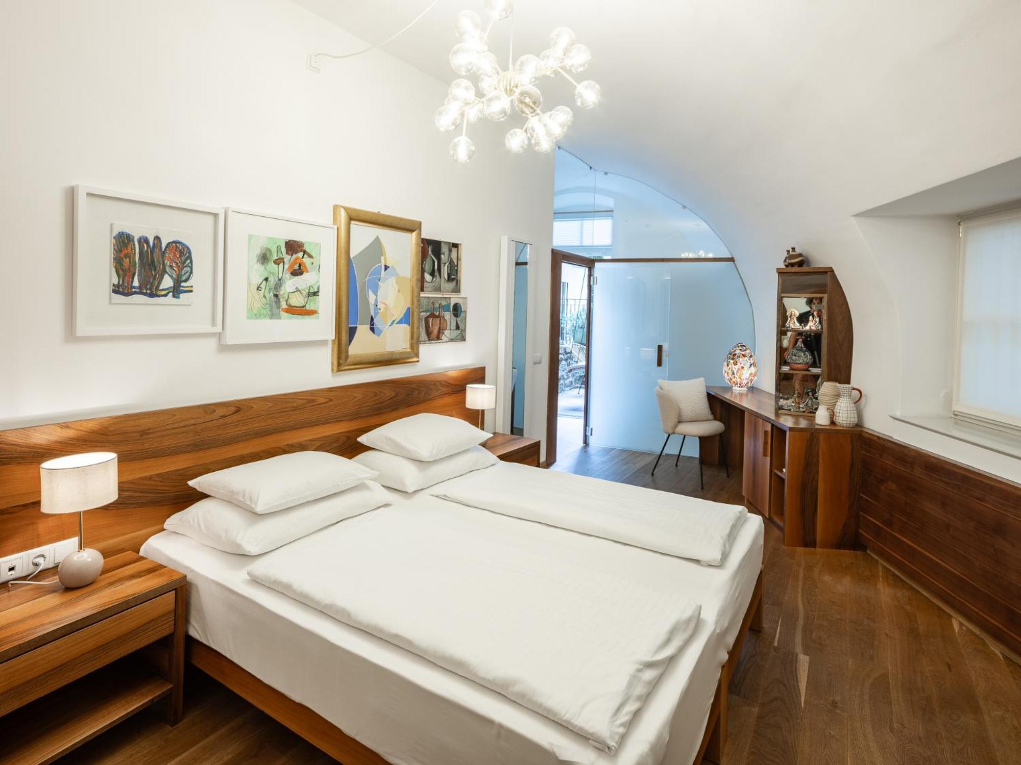 Romantik Hotel Jagdhof Caldaro Eksteriør bilde